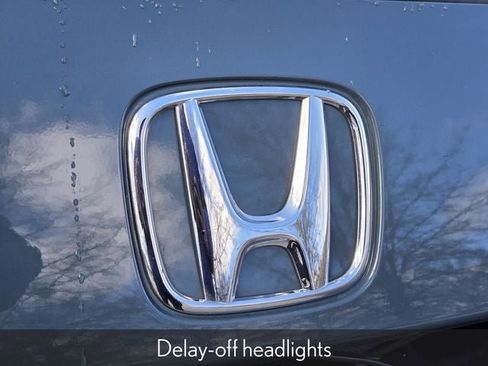 Used 2025 Honda HR-V LX image 29