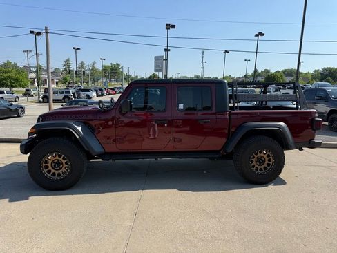 Used 2022 Jeep Gladiator Mojave w/ Cold Weather Group AWD/4WD image 10