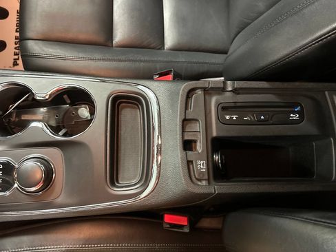 Used 2015 Dodge Durango Limited AWD/4WD image 21