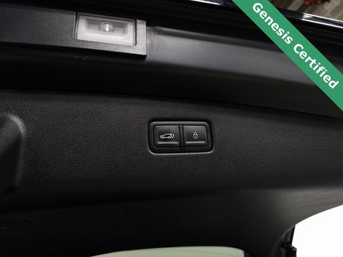 Used 2025 Genesis GV70 3.5T Sport w/ Sport Advanced Package image 10