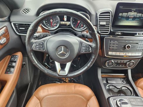 Used 2018 Mercedes-Benz GLE 350 4MATIC image 25