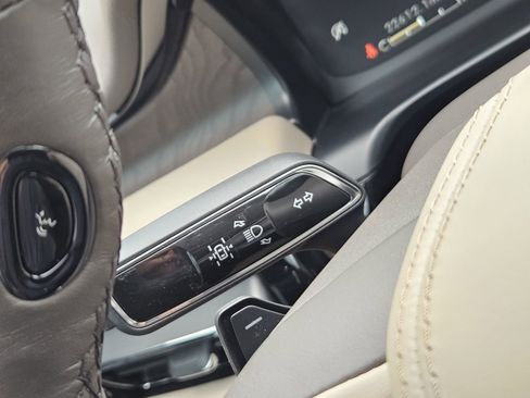 Used 2024 Lincoln Aviator Reserve w/ Equipment Group 201A RWD image 26