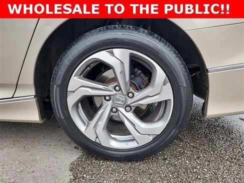 Used 2018 Honda Accord EX image 31