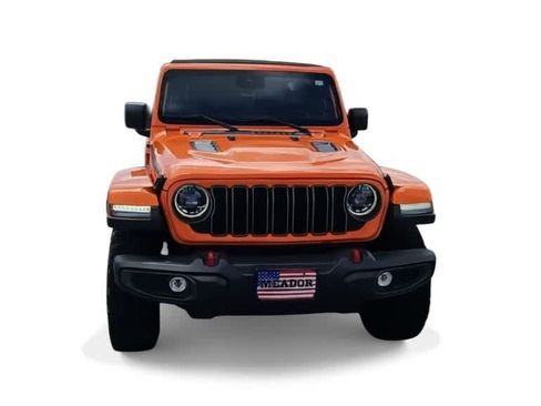 Used 2025 Jeep Wrangler Unlimited Rubicon w/ Convenience Group image 3
