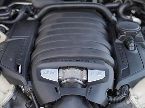 Used 2016 Porsche Panamera GTS image 37