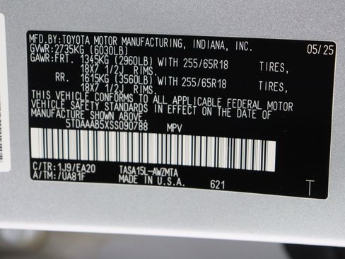 Certified 2025 Toyota Grand Highlander AWD image 44