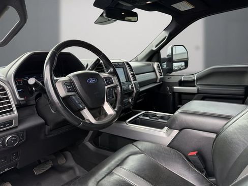 Used 2019 Ford F250 Platinum w/ Platinum Ultimate Package AWD/4WD image 15
