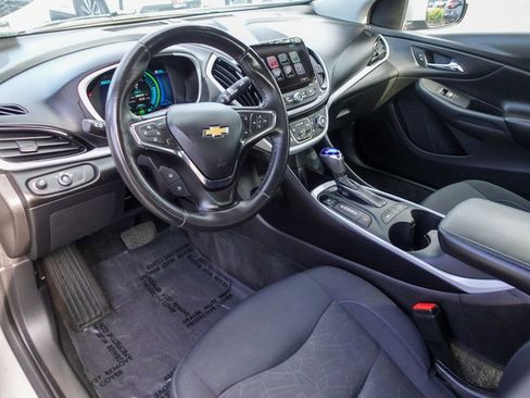 Used 2017 Chevrolet Volt LT image 9
