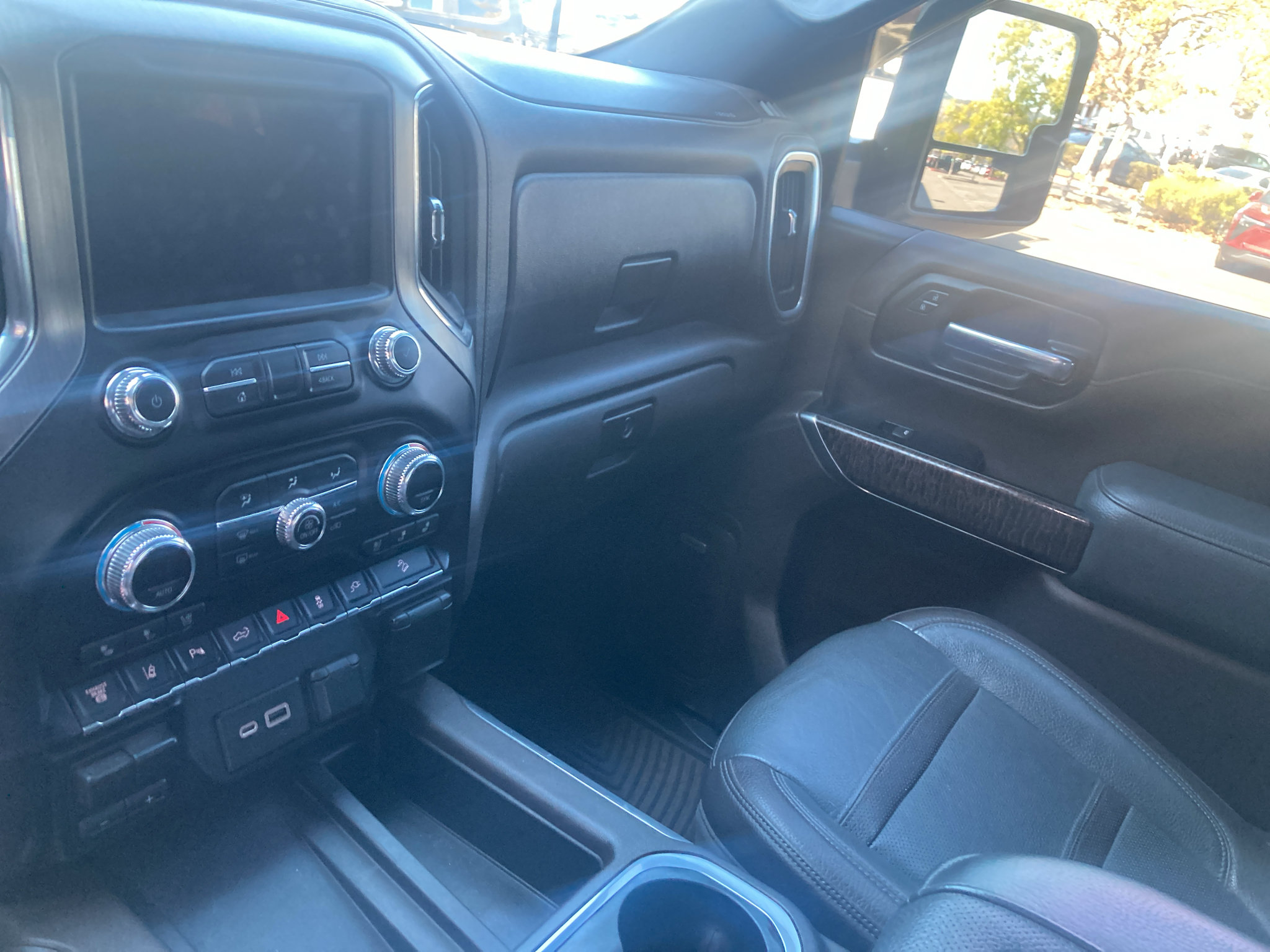 Used 2020 GMC Sierra 3500 Denali w/ Denali Ultimate Package AWD/4WD image 10