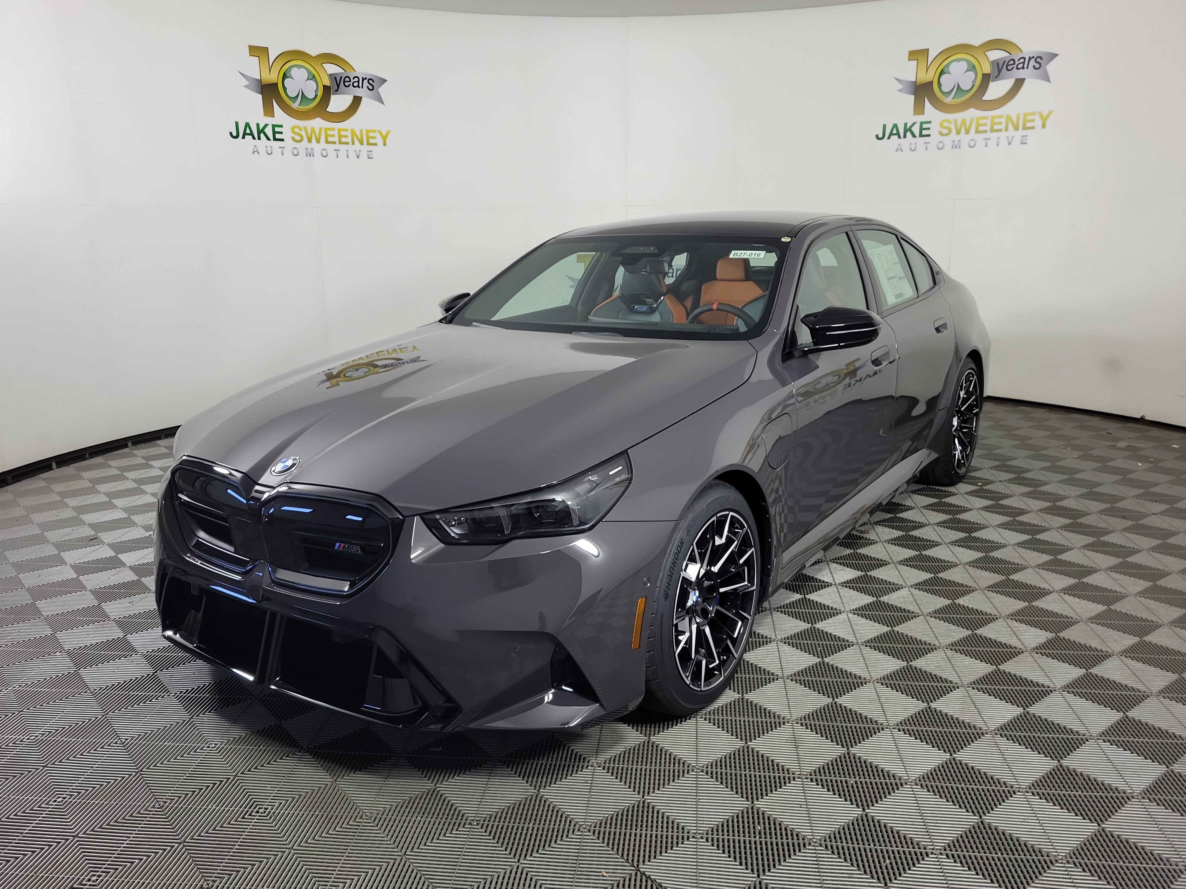 New 2027 BMW M5 w/ Executive Package AWD/4WD image 3