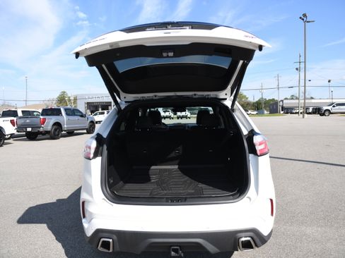 Used 2020 Ford Edge ST w/ Equipment Group 401A image 13