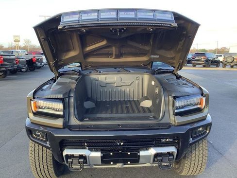 New 2025 GMC Hummer EV 2X AWD/4WD image 2
