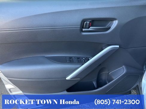 Used 2025 Toyota Corolla Cross AWD Hybrid image 17