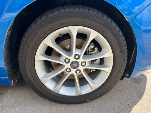 Used 2019 Ford Fusion SE FWD image 6