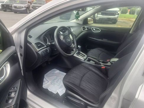 Used 2018 Nissan Sentra SV image 10