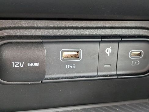 Used 2023 Kia Sportage EX image 22