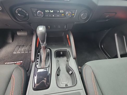 Used 2023 Nissan Frontier PRO-4X w/ Pro Convenience Package AWD/4WD image 18