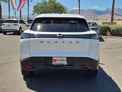 Certified 2025 Nissan Murano SV FWD image 8