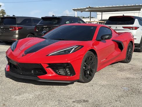 Used 2026 Chevrolet Corvette Stingray Coupe RWD image 9