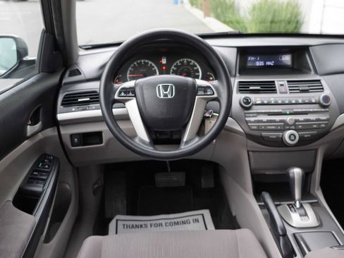 Used 2011 Honda Accord LX image 37