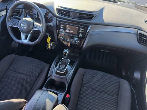 Used 2018 Nissan Rogue Sport S w/ S Appearance Package image 21