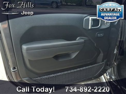 Used 2025 Jeep Wrangler Unlimited Sport AWD/4WD image 14