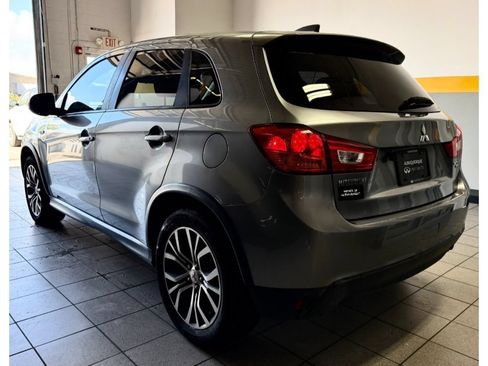 Used 2017 Mitsubishi Outlander Sport ES AWD/4WD image 10