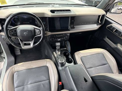 Certified 2022 Ford Bronco Wildtrak AWD/4WD image 12