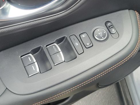 Certified 2024 Honda HR-V Sport image 21