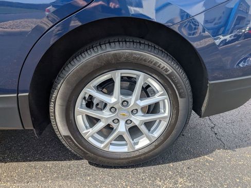 Used 2022 Chevrolet Equinox LT image 23