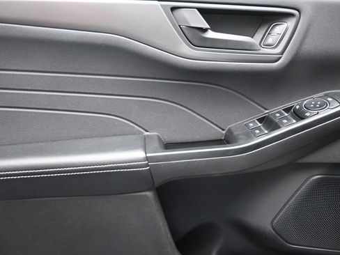 Used 2025 Ford Escape Active FWD image 19