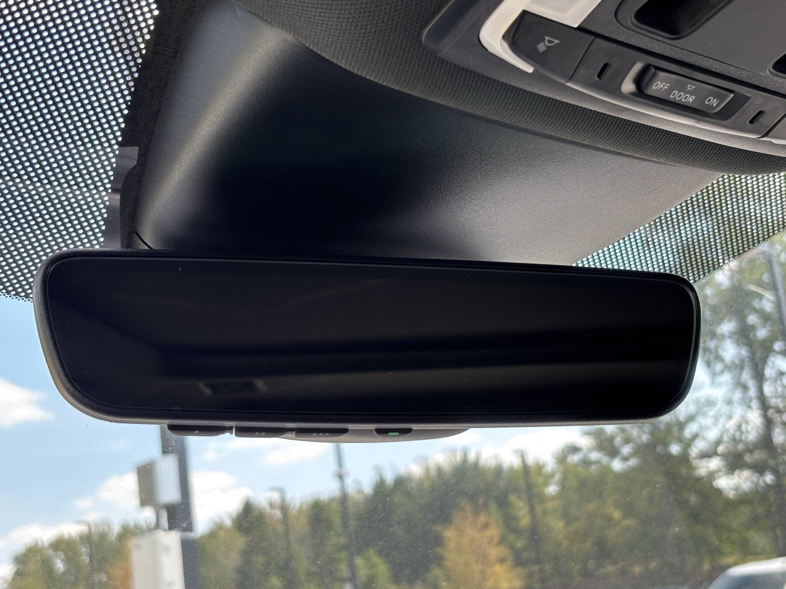 Used 2025 Honda Pilot Black Edition image 28