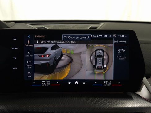 Used 2025 BMW X2 xDrive28i w/ Premium Package image 31