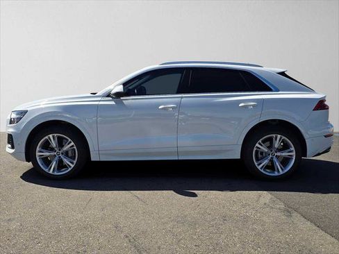 Certified 2023 Audi Q8 Premium w/ Convenience Package AWD/4WD image 6