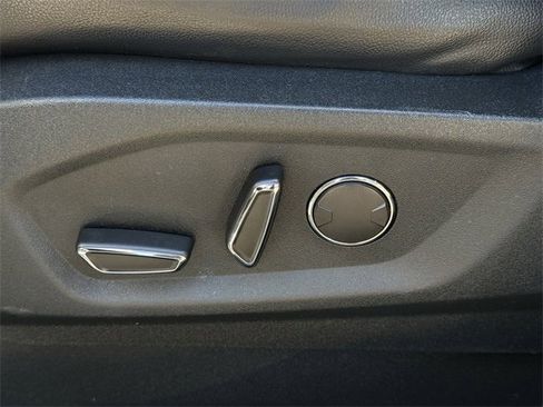 Used 2019 Ford Edge Titanium w/ Equipment Group 301A image 29