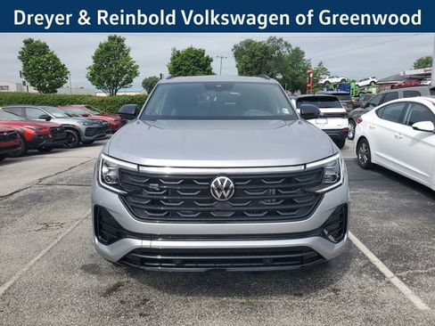 New 2025 Volkswagen Atlas Cross Sport SEL R-Line image 10