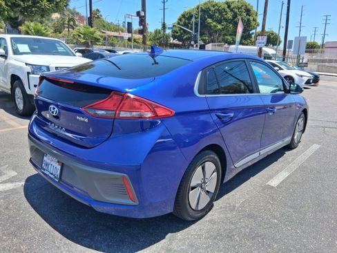 Used 2020 Hyundai Ioniq SE FWD image 6