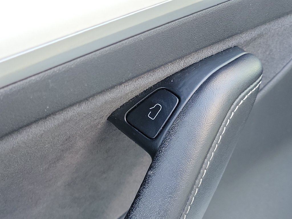 Used 2021 Tesla Model 3 Standard Range Plus RWD image 19