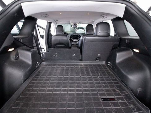 Used 2019 Jeep Cherokee Limited w/ Trailer Tow Group image 28