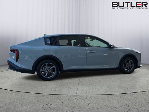 Used 2025 Kia K4 FWD image 7