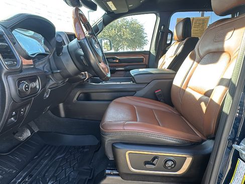 Used 2021 RAM 1500 Limited image 9