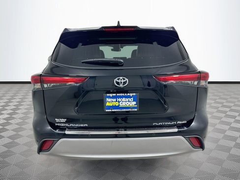 Used 2022 Toyota Highlander Platinum AWD/4WD image 6
