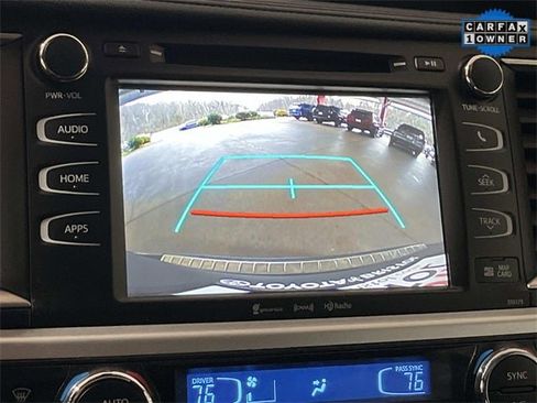 Used 2017 Toyota Highlander SE image 37