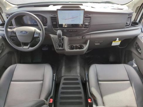 New 2026 Ford Transit 250 148 Medium Roof w/ Load Area Protection Package RWD image 16