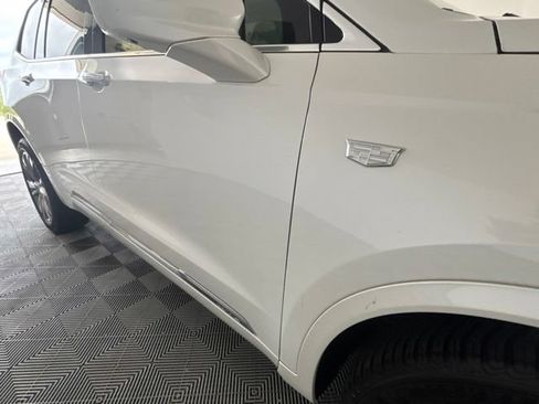 Used 2020 Cadillac XT6 Premium Luxury AWD/4WD image 37
