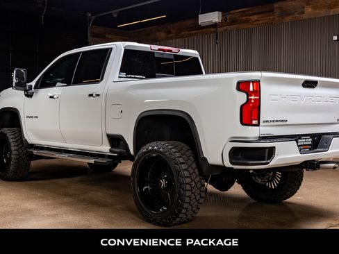 Used 2025 Chevrolet Silverado 2500 LTZ w/ Z71 Chrome Sport Edition image 7