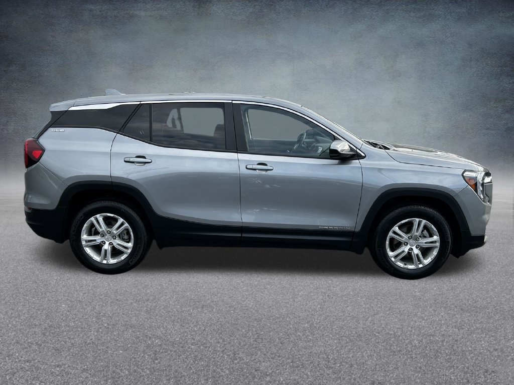 Used 2023 GMC Terrain SLE FWD image 26