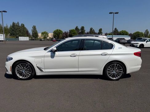Used 2019 BMW 530e RWD image 5