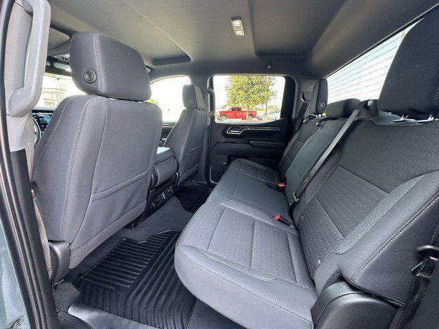 Used 2025 Chevrolet Silverado 1500 LT RWD image 17