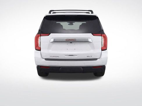 Used 2022 GMC Yukon SLT w/ SLT Premium Package image 7